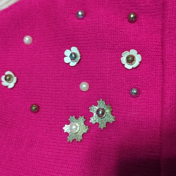 Pink embellished bling winter beanie hat - Picture 3 of 3